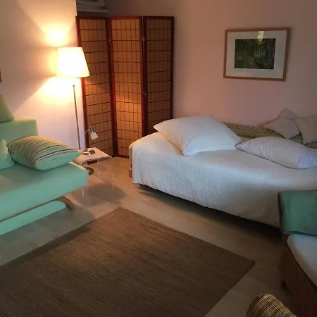 Guest Unterbach Apartment Dusseldorf